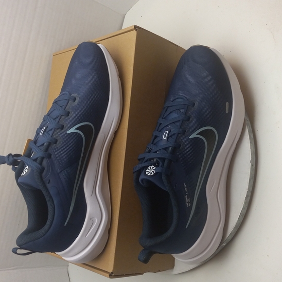 Nike Downshifter Mens Sz 11 Running Training Shoes Midnight Navy Blue - Picture 2 of 10